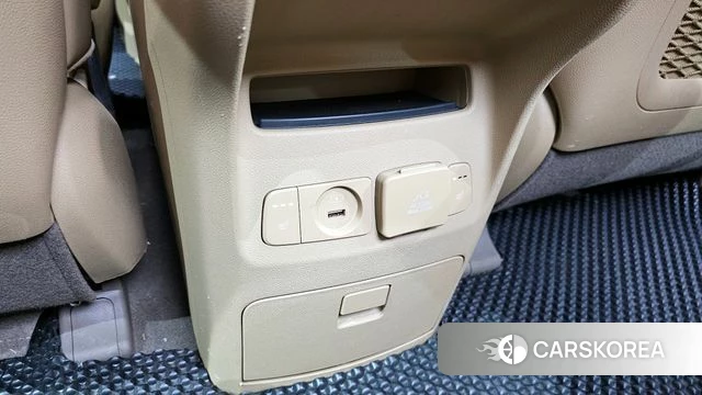 Kia All New Carnival id 4295102 из Кореи 10
