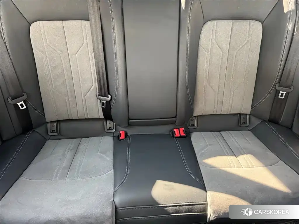 Audi A6L id 4515321 из Китая 10