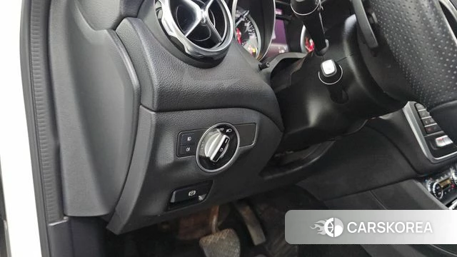 Mercedes-Benz GLA-Class X156 id 4543210 из Кореи 10