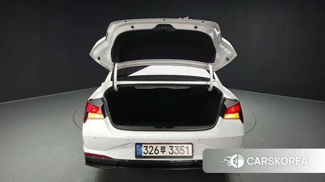 Hyundai Avante Hybrid (CN7) id 4550263 из Кореи 10