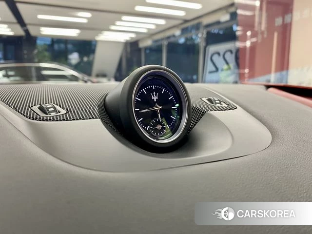 Maserati Levante id 4234817 из Китая 10