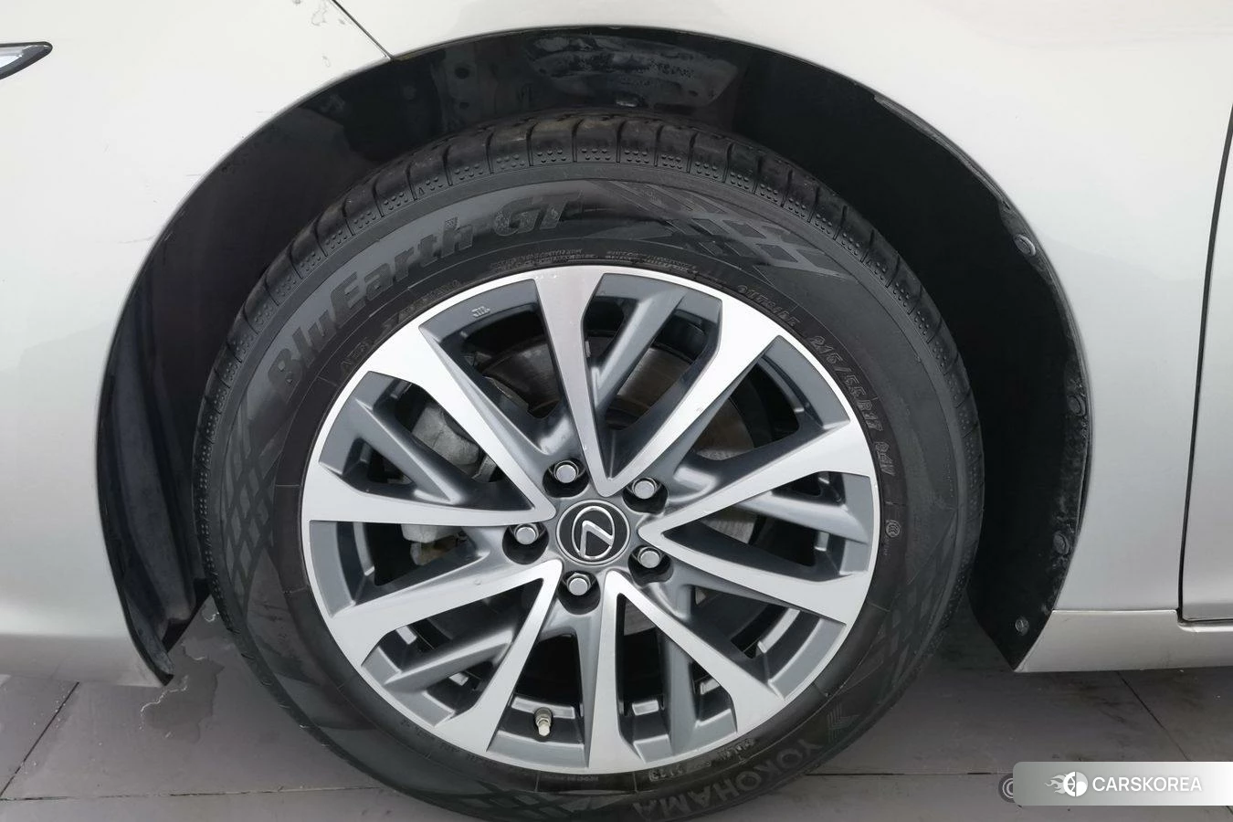 Lexus ES id 4455598 из Китая 10