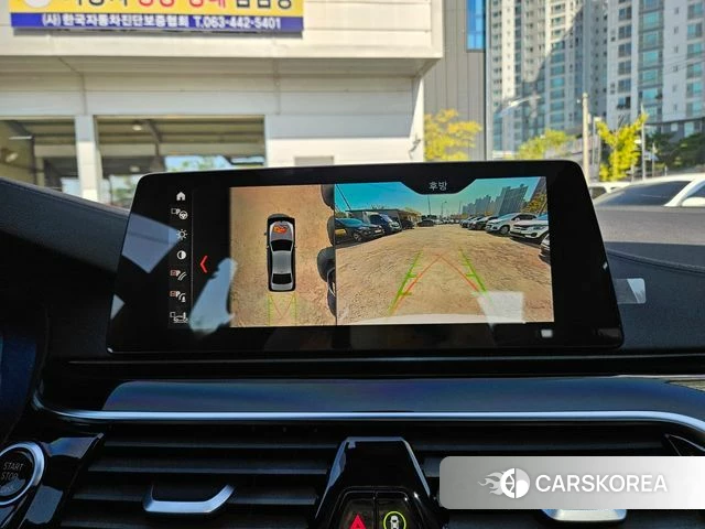 BMW 5 Series (G30) id 3801367 из Кореи 10