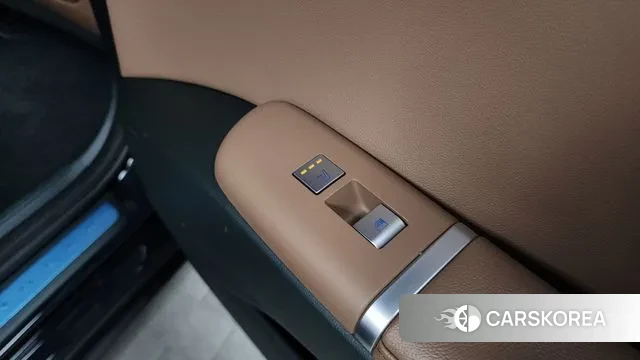 Hyundai Grandeur (GN7) id 3058007 из Кореи 10