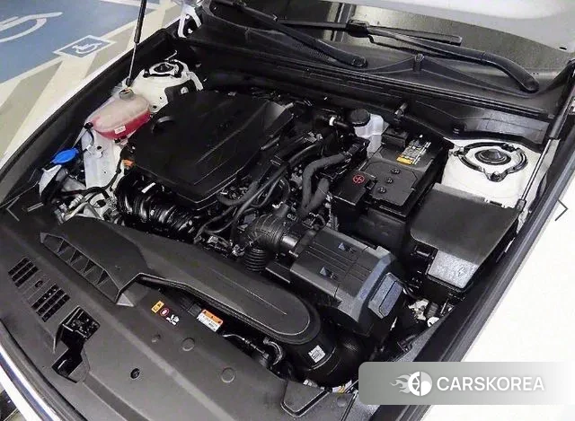 Hyundai Grandeur (GN7) id 2959306 из Кореи 10