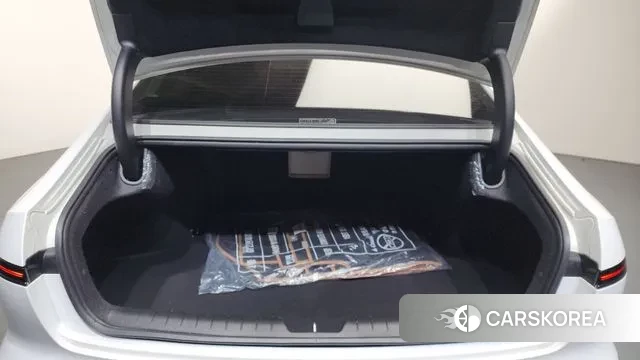 Hyundai Grandeur Hybrid (GN7) id 3775902 из Кореи 10