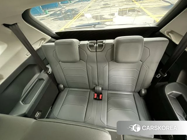 Volkswagen Tiguan L id 4366008 из Китая 10