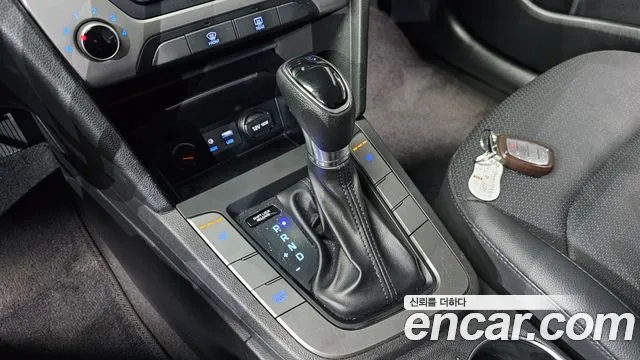 Hyundai Avante AD id 2614316 из Кореи 10