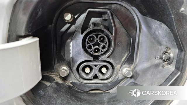 Hyundai Ionic Electric id 3846060 из Кореи 10