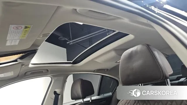 BMW 5 Series (G30) id 3587848 из Кореи 10