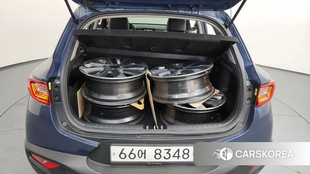 Kia Stonic id 3814027 из Кореи 10