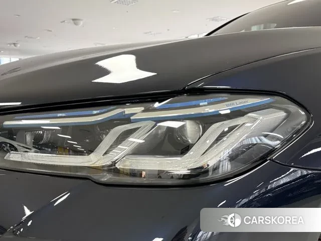 BMW 5 Series (G30) id 3566927 из Кореи 10