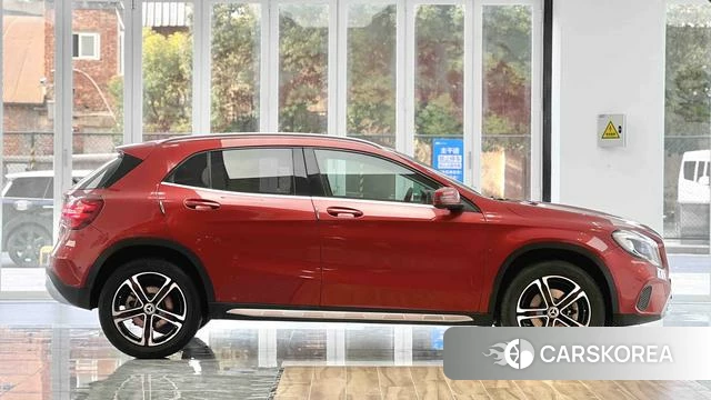 Mercedes-Benz GLA id 4253588 из Китая 10