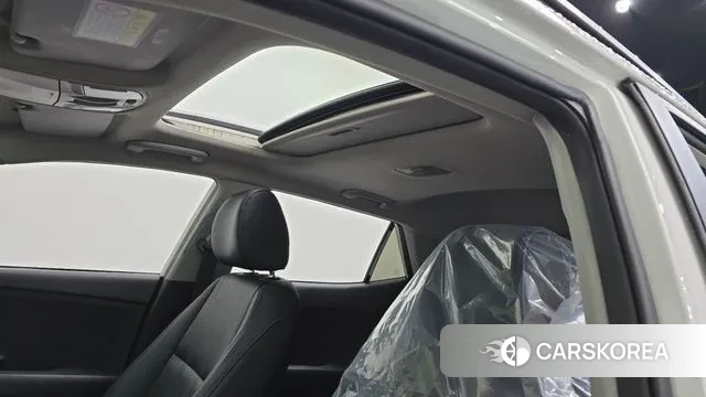 Kia Stonic id 3039334 из Кореи 10