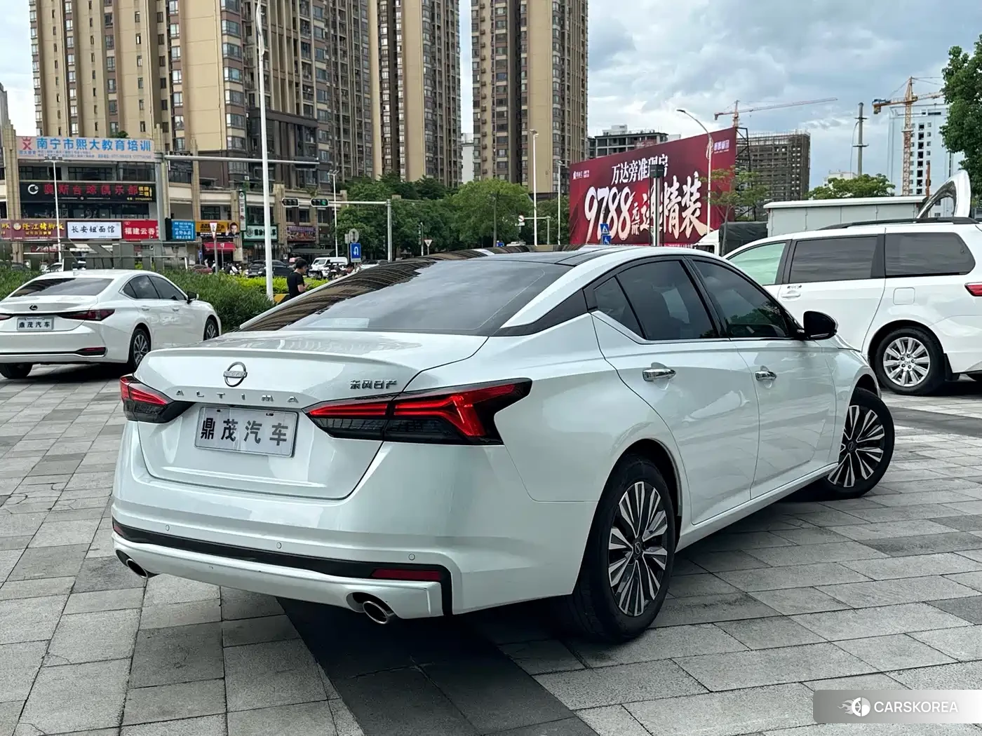 Nissan Altima id 4634783 из Китая 10
