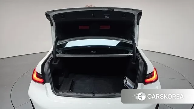 BMW 3 Series (G20) id 3441912 из Кореи 10