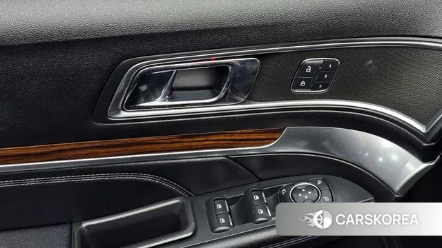 Ford Explorer id 3709375 из Кореи 10