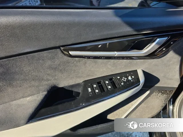 Kia EV6 id 3478785 из Кореи 10