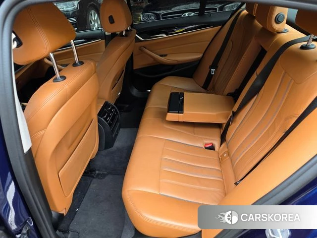 BMW 5 Series (G30) id 4748339 из Кореи 10