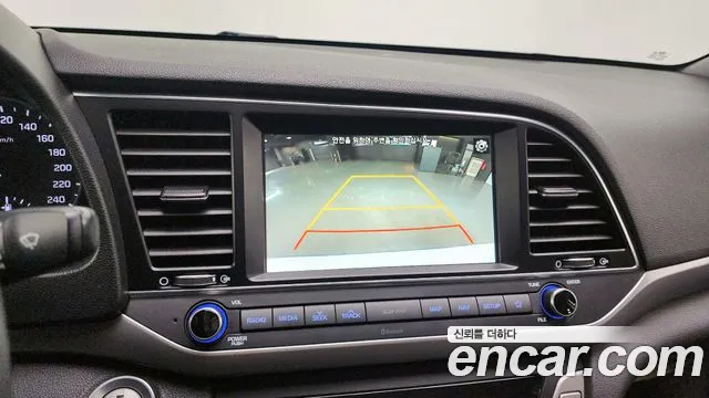 Hyundai Avante AD id 2419017 из Кореи 10