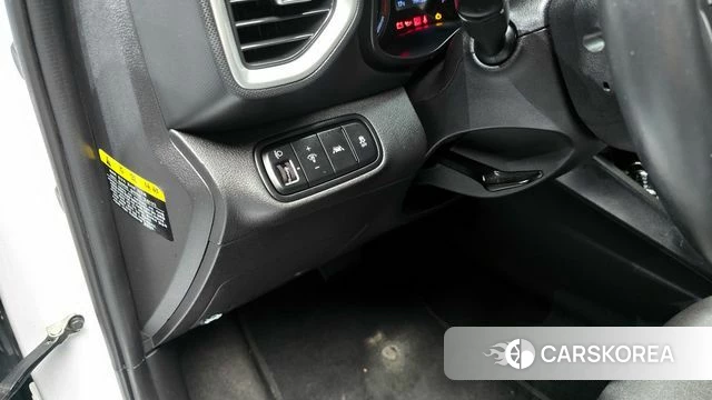 Hyundai Venue id 3911437 из Кореи 10