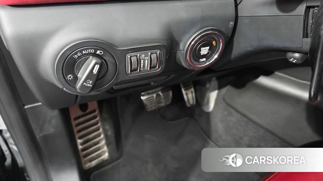 Maserati Ghibli id 4415779 из Кореи 10