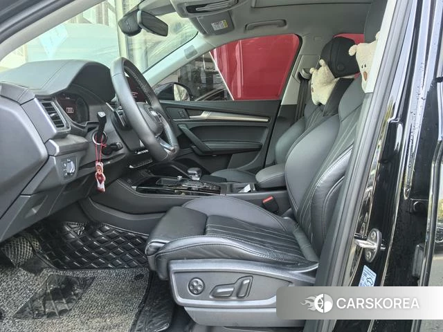 Audi Q5L id 4290471 из Китая 10