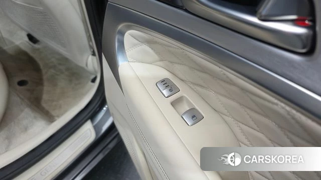 Genesis G70 id 3853836 из Кореи 10