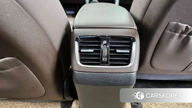 Hyundai Grandeur IG id 3302468 из Кореи 10