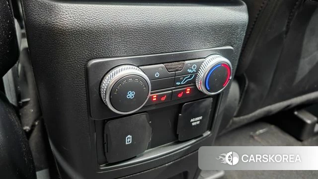 Ford Explorer 6th Generation id 4534478 из Кореи 10