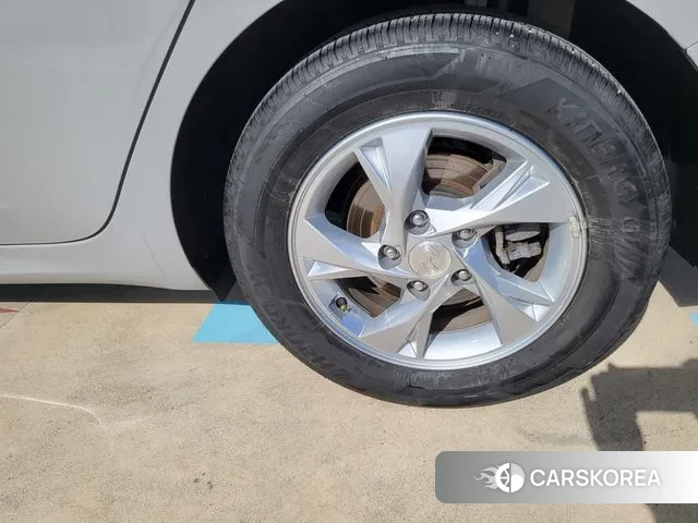 Hyundai Avante (CN7) id 3329415 из Кореи 10