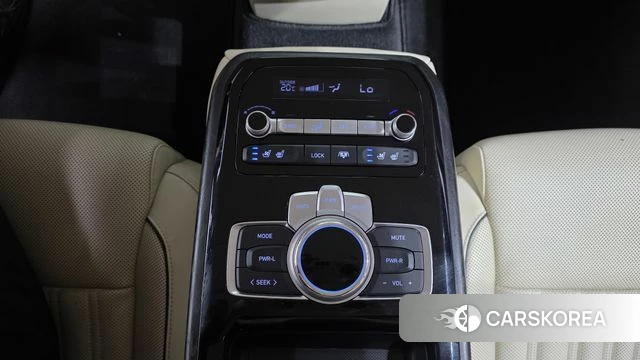 Genesis G90 id 3955450 из Кореи 10