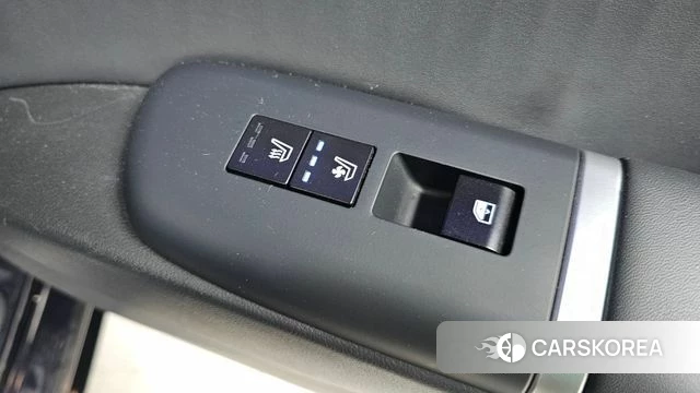 Hyundai Grandeur (GN7) id 4201656 из Кореи 10