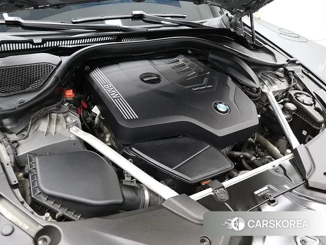 BMW 5 Series (G30) id 3427564 из Кореи 10