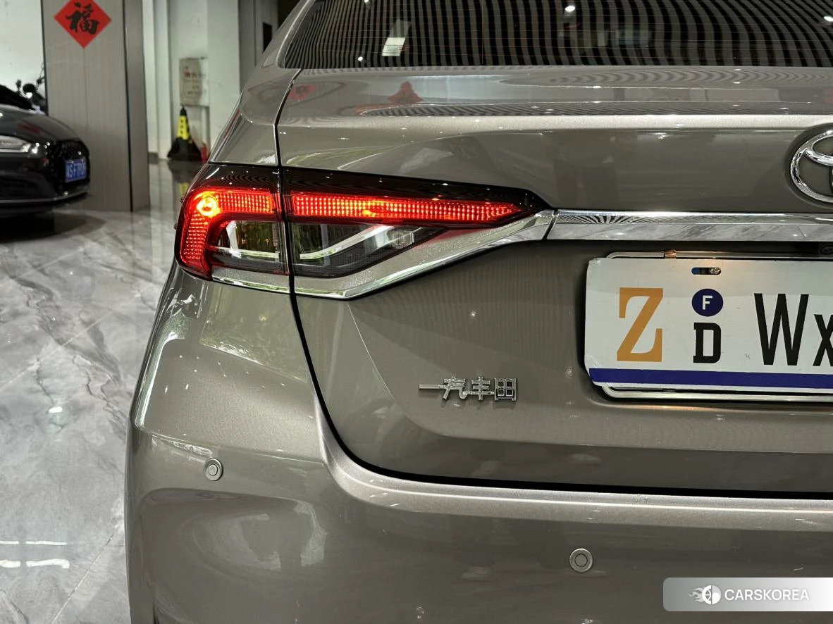 Toyota Corolla id 4514016 из Китая 10
