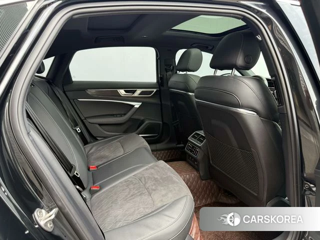 Audi A6L id 4216336 из Китая 10
