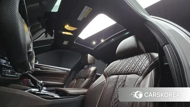 BMW 5 Series (G30) id 3588520 из Кореи 10