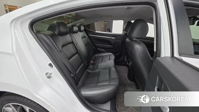 Hyundai The New Avante AD id 3748296 из Кореи 10