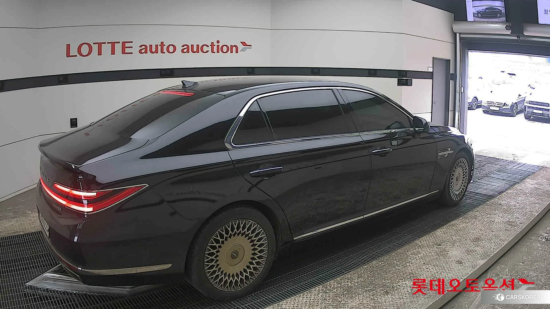 Hyundai G90 id 3869354 из Кореи 10