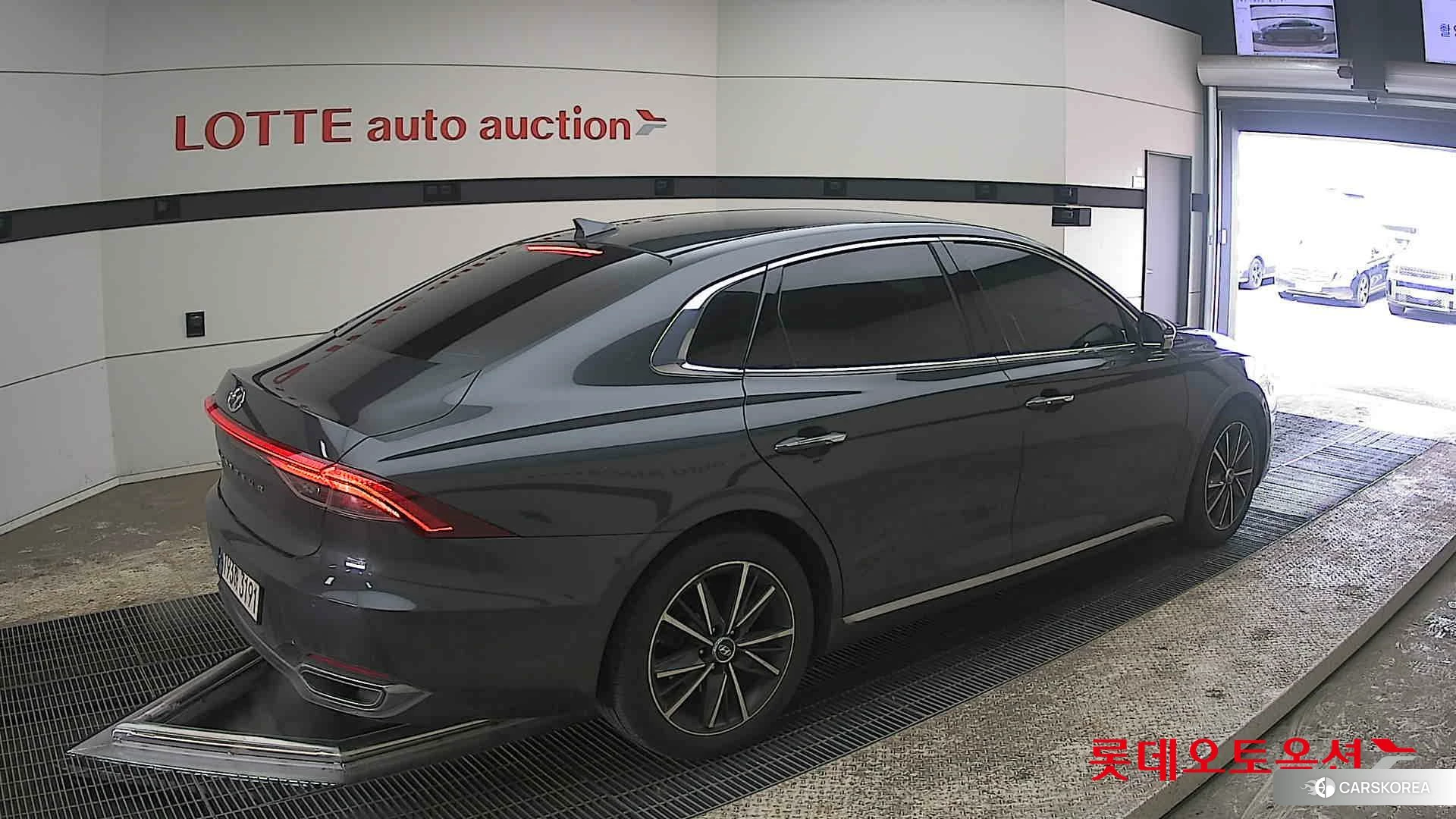 Hyundai Grandeur id 3875695 из Кореи 10