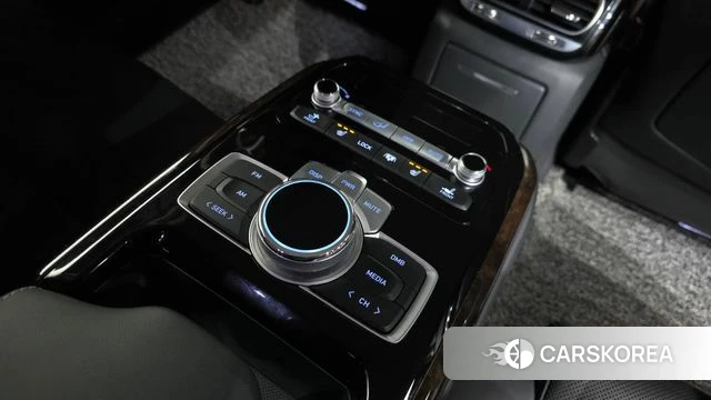 Genesis G90 id 4856098 из Кореи 10