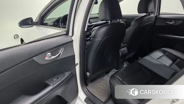 Kia Come New K3 id 3765652 из Кореи 10