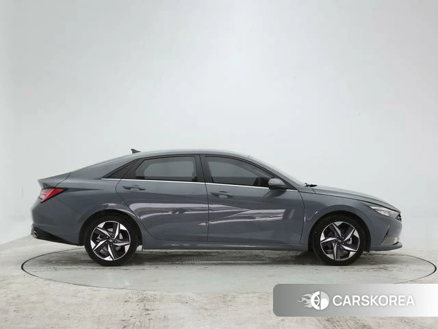 Hyundai Elantra id 4297765 из Китая 10