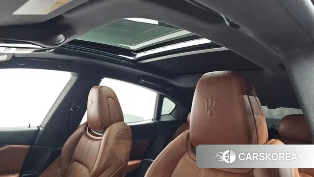 Maserati Levante id 2976739 из Кореи 10