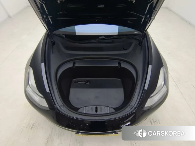 Tesla Model 3 id 4228515 из Китая 10