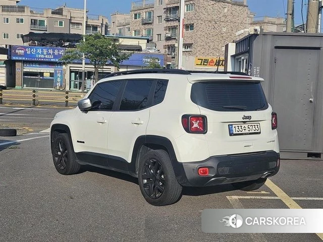 Jeep Renegade id 3806236 из Кореи 10