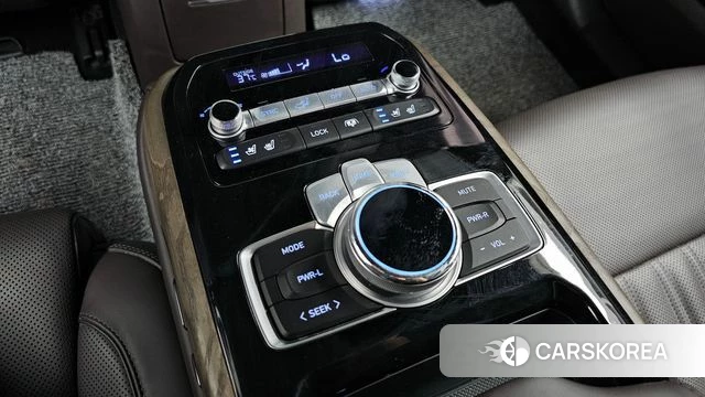 Genesis G90 id 4464461 из Кореи 10
