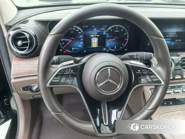 Mercedes-Benz E-class id 4263506 из Китая 10
