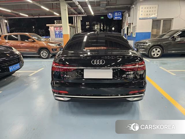 Audi A6L id 4239994 из Китая 10