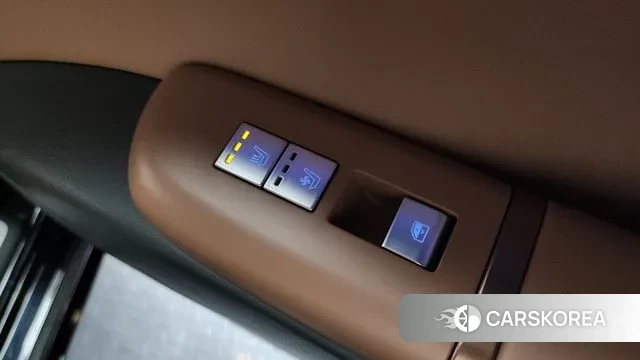 Hyundai Grandeur (GN7) id 3620493 из Кореи 10